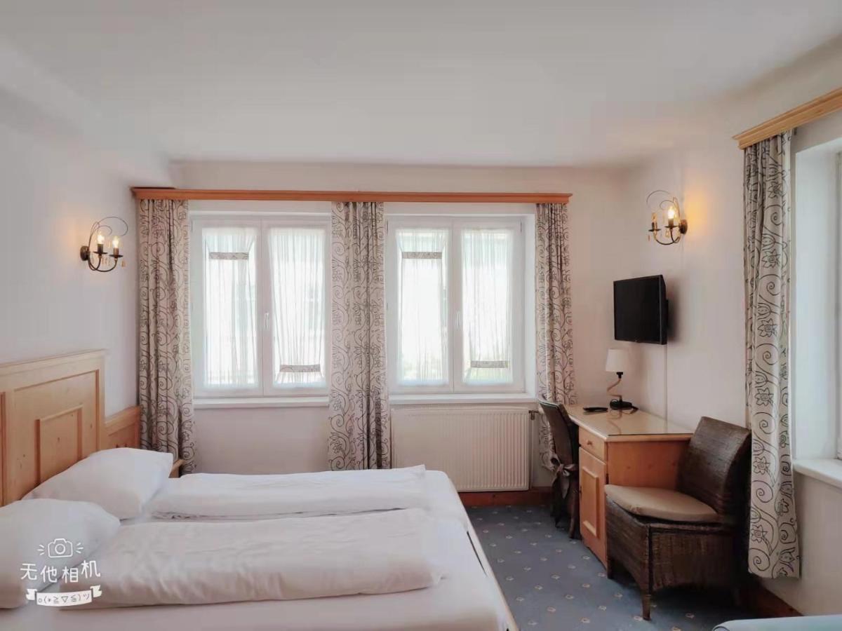Pension Artstetten Екстер'єр фото